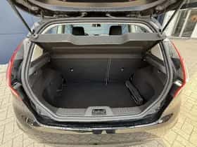 Ford Fiesta (2014) thumbnail 10