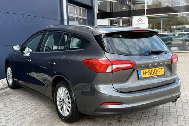 Ford Focus (2020) thumbnail 4