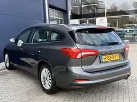 Ford Focus (2020) thumbnail 4