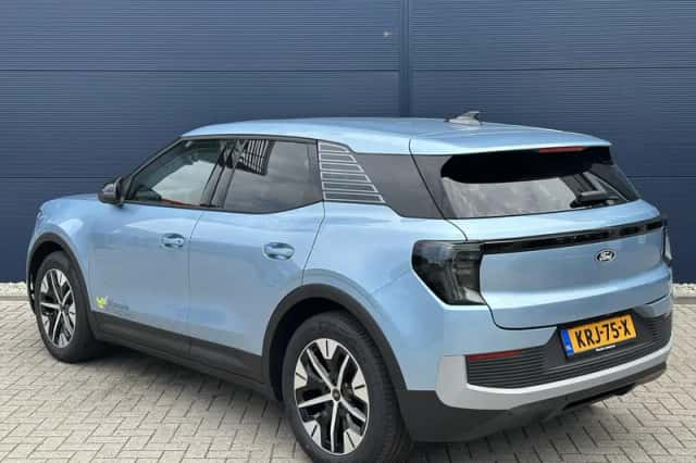 Ford Explorer (2024) thumbnail 4