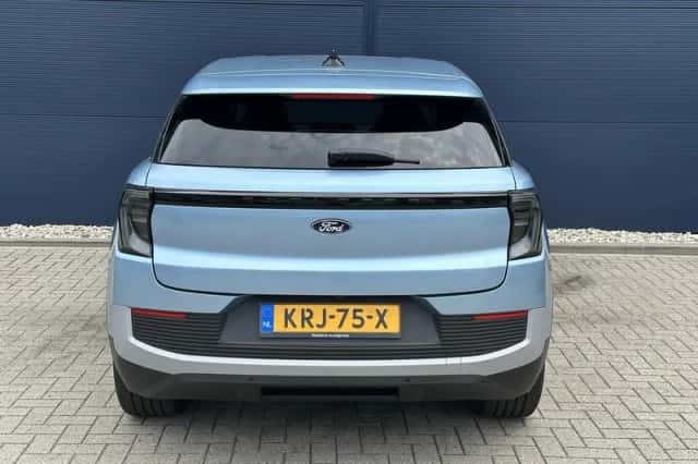 Ford Explorer (2024) thumbnail 5