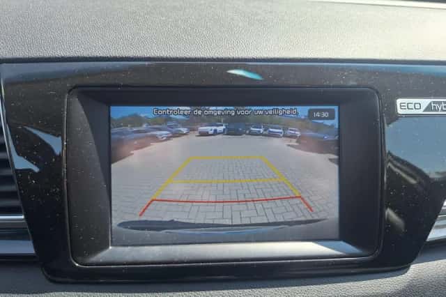 Kia Niro (2019) thumbnail 6