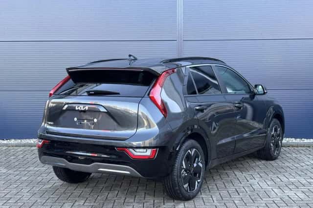Kia Niro EV (2025) thumbnail 3