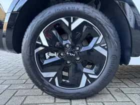 Kia Niro EV (2025) thumbnail 8