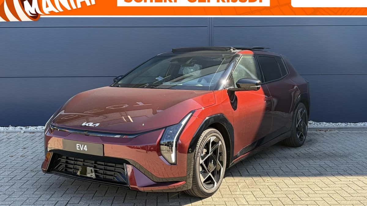 Kia EV4 (2026) — foto 1