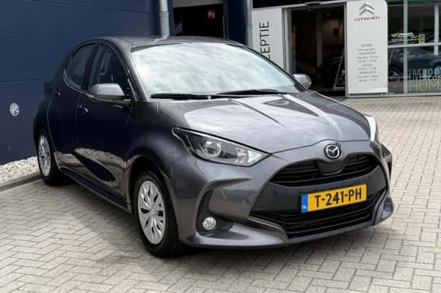 Mazda 2 Hybrid (2023) thumbnail 3