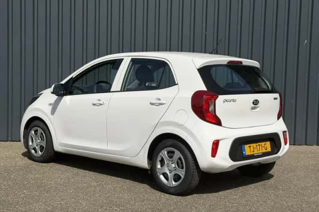 Kia Picanto (2018) thumbnail 4