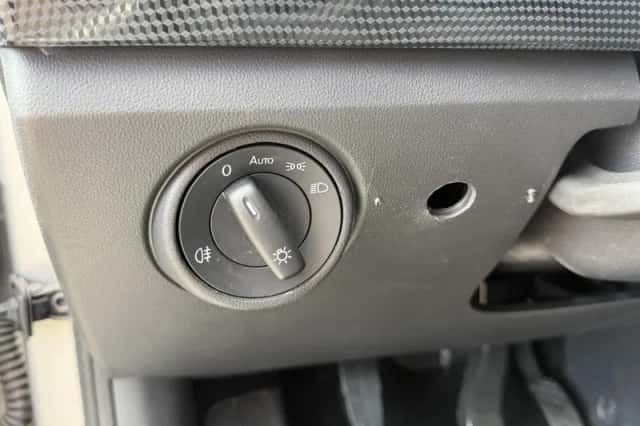 Volkswagen Up! (2020) thumbnail 11