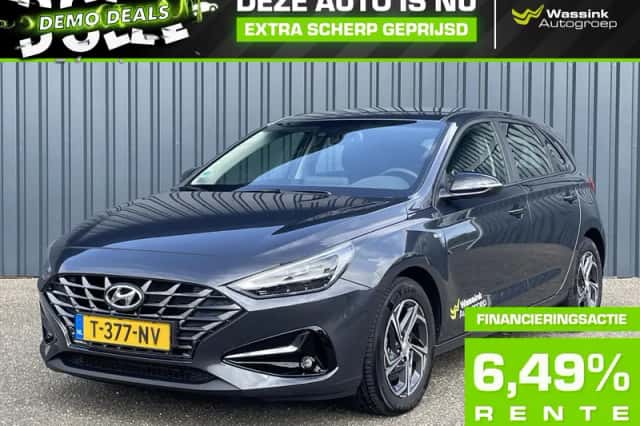 Hyundai i30 (2024) thumbnail 1