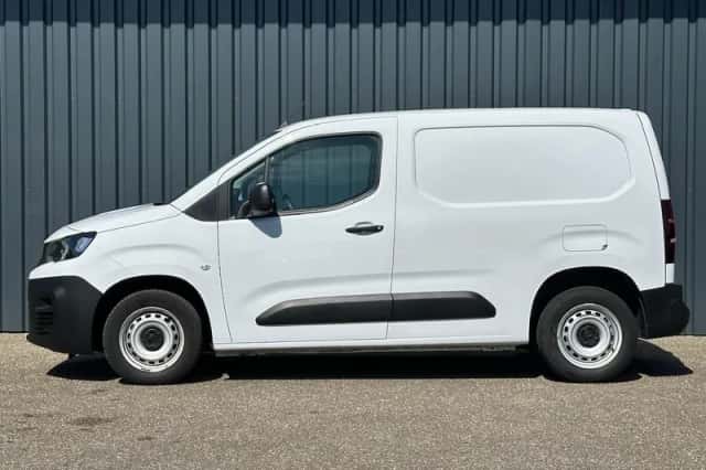 Peugeot Partner (2023) thumbnail 2