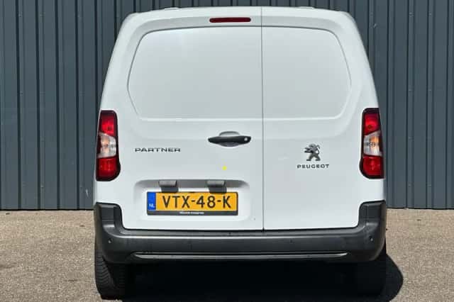 Peugeot Partner (2023) thumbnail 4