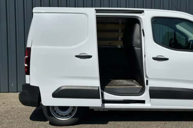 Peugeot Partner (2023) thumbnail 10