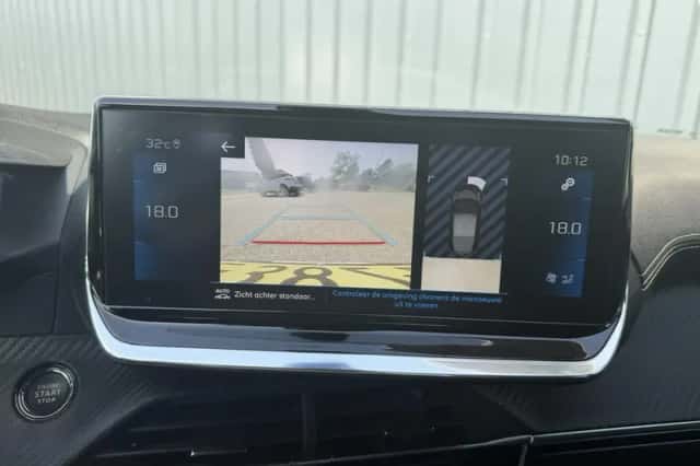 Peugeot 208 (2021) thumbnail 6