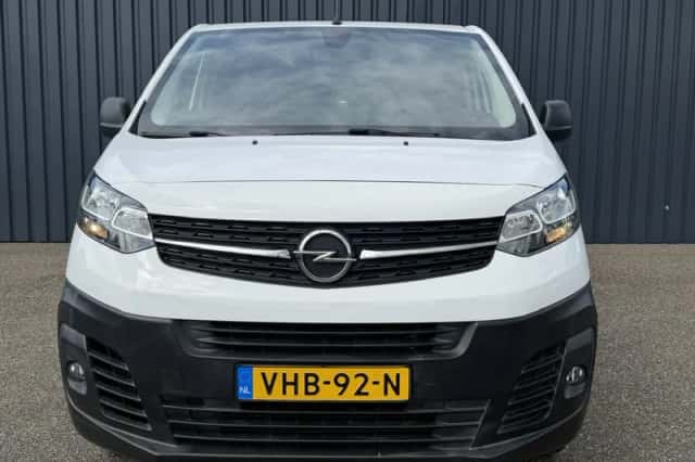 Opel Vivaro (2020) thumbnail 2