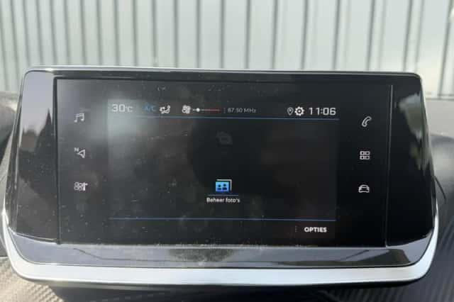 Peugeot 208 (2023) thumbnail 15