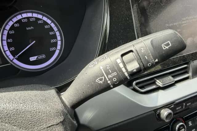 Kia Niro (2020) thumbnail 13