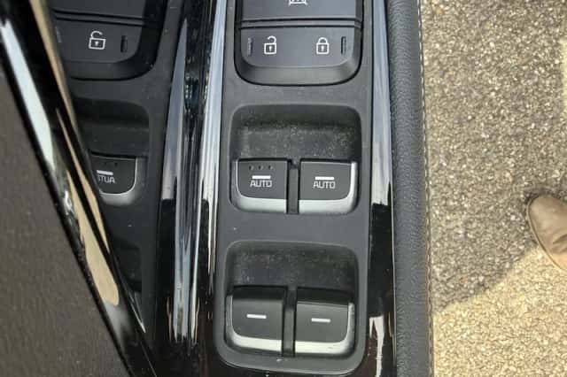 Kia Niro (2020) thumbnail 8