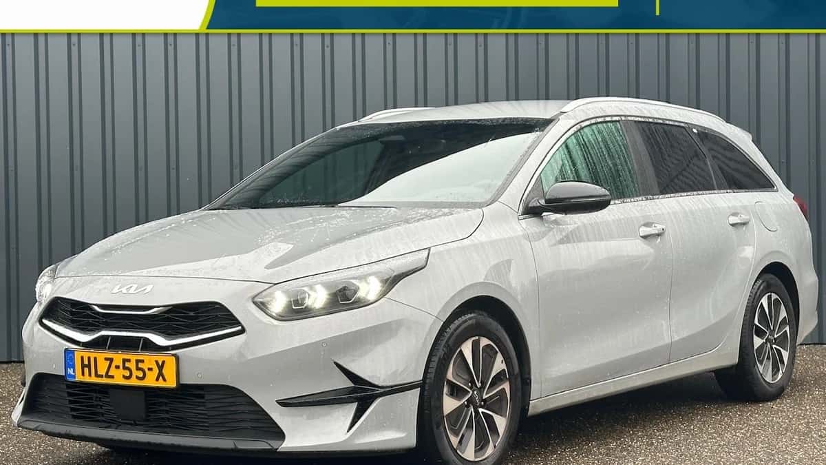 Kia Ceed Sportswagon (2025) — foto 1