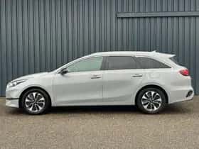 Kia Ceed Sportswagon (2025) thumbnail 2