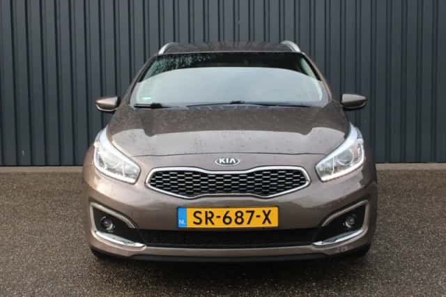 Kia Cee'd (2018) thumbnail 2