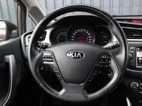 Kia Cee'd (2018) thumbnail 11