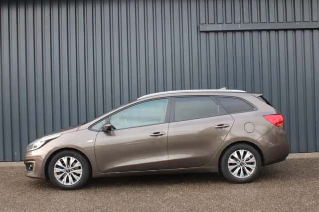 Kia Cee'd (2018) thumbnail 3