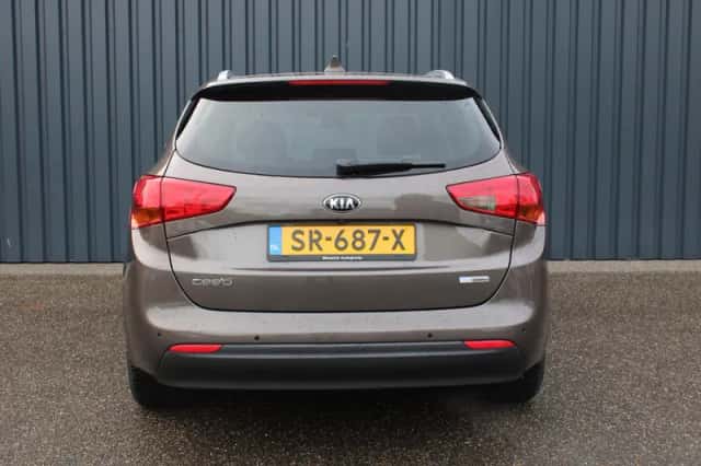 Kia Cee'd (2018) thumbnail 6