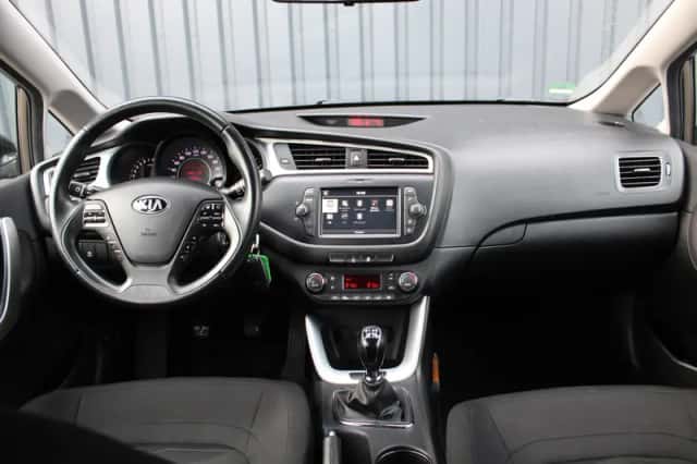 Kia Cee'd (2018) thumbnail 9