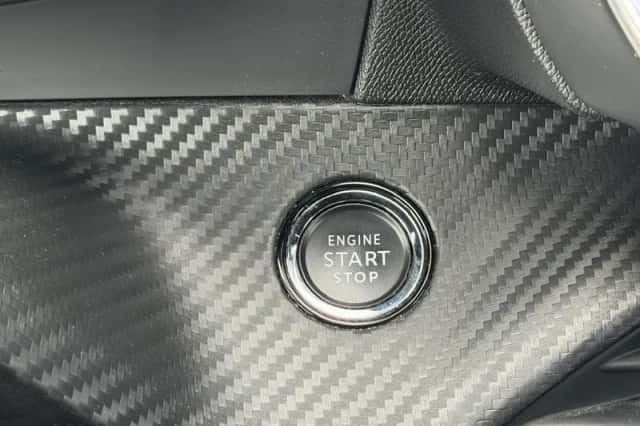 Peugeot 2008 (2021) thumbnail 21
