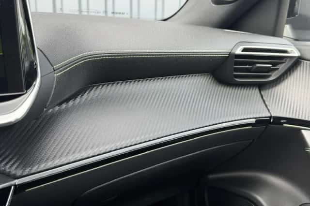 Peugeot 2008 (2021) thumbnail 27