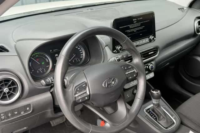 Hyundai Kona (2021) thumbnail 16