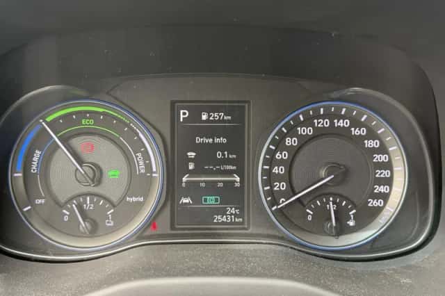Hyundai Kona (2021) thumbnail 18