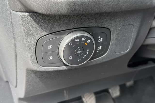 Ford Focus (2021) thumbnail 13