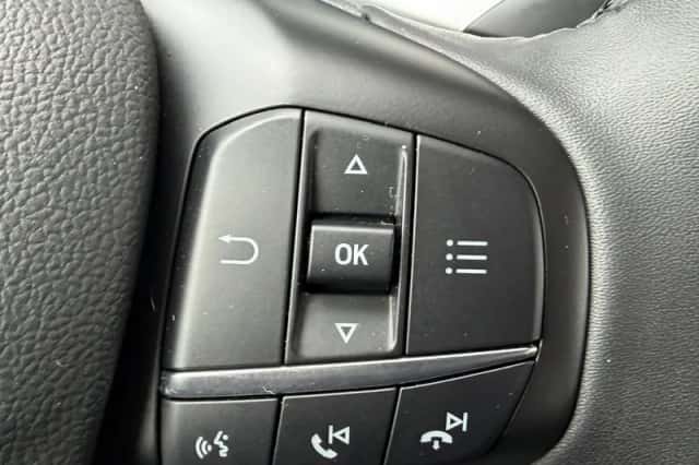 Ford Focus (2021) thumbnail 14