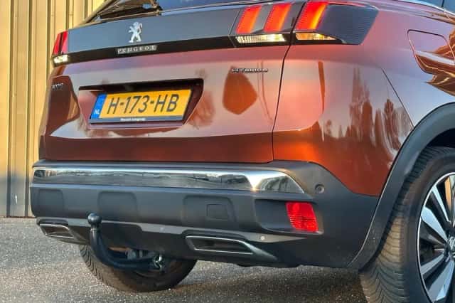 Peugeot 3008 (2020) thumbnail 11