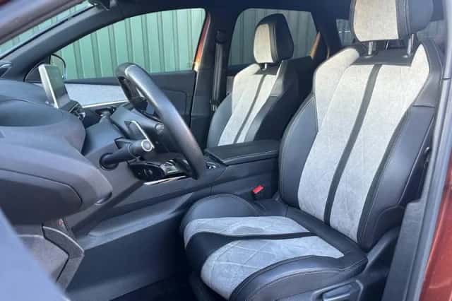 Peugeot 3008 (2020) thumbnail 13