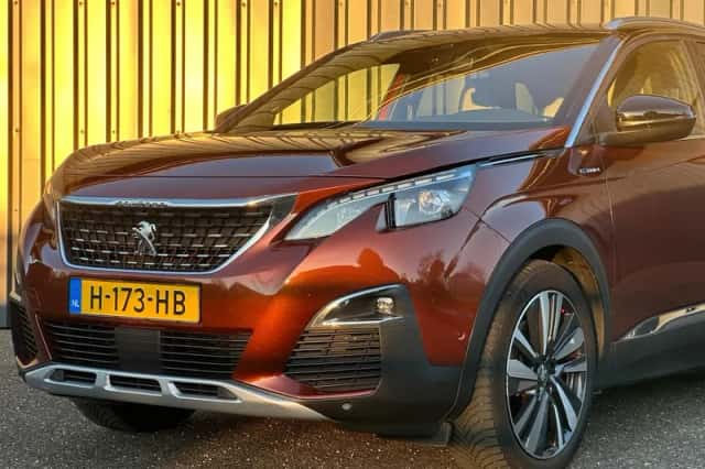 Peugeot 3008 (2020) thumbnail 9