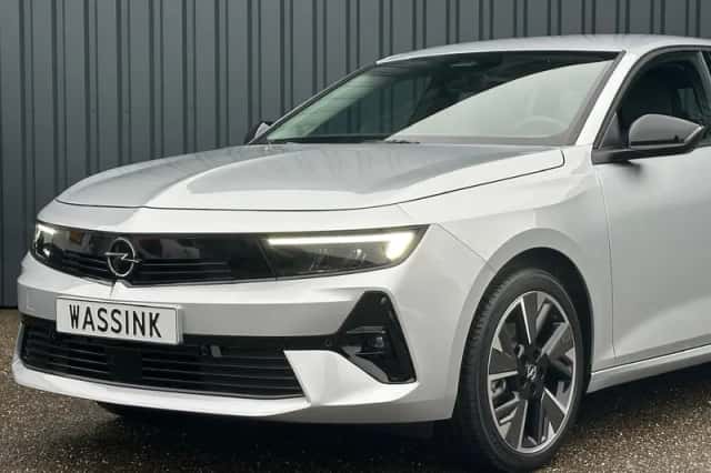Opel Astra (2025) thumbnail 2