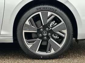 Opel Astra (2025) thumbnail 11