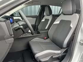 Opel Astra (2025) thumbnail 12