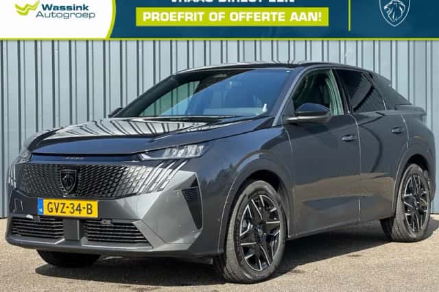 Peugeot 3008 (2024) thumbnail 1