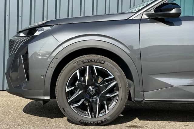 Peugeot 3008 (2024) thumbnail 11