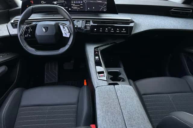 Peugeot 3008 (2024) thumbnail 18