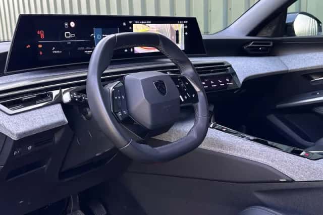 Peugeot 3008 (2024) thumbnail 19