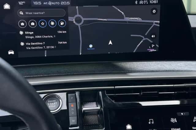Peugeot 3008 (2024) thumbnail 24