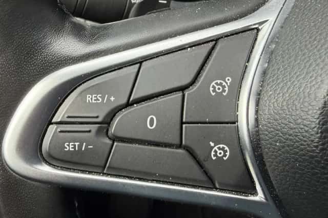 Renault Captur (2020) thumbnail 22