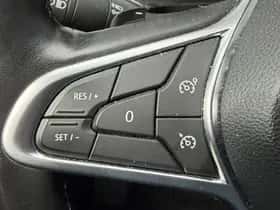 Renault Captur (2020) thumbnail 22