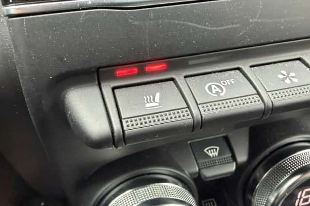 Renault Captur (2020) thumbnail 28