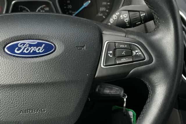Ford Focus (2018) thumbnail 18