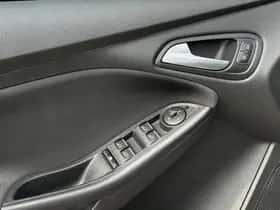 Ford Focus (2018) thumbnail 27